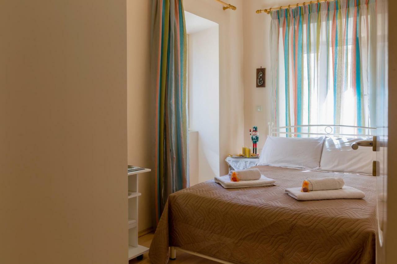 Heart Of The Old Town Apartment Corfu  Exteriör bild